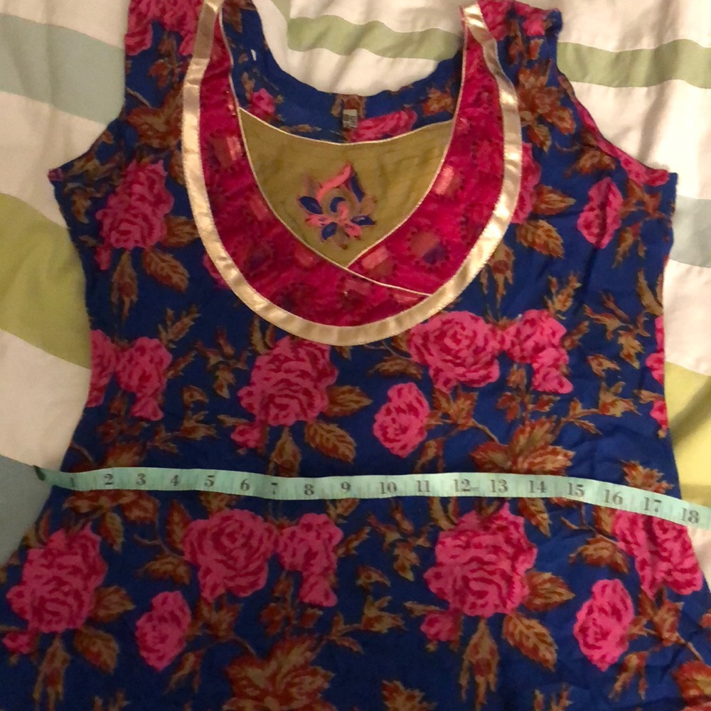 churi dar pajama and kurti kameez Medium Indian